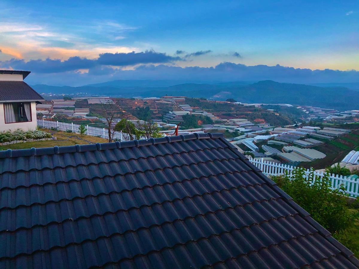 Lodge Cánh đồng Mây *